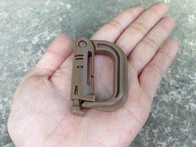5Pcs Grimloc Molle Carabiner D Locking Ring Plastic Clip Snap Type Ring Buckle-Cords & Carabiners-Bargain Bait Box-brown-Bargain Bait Box