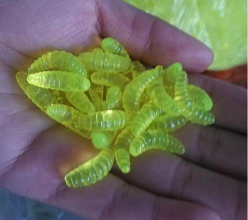 Promotion!! Hot Sell!! 50Pcs 2Cm 0.3G Maggot Grub Soft Lure Baits Smell Worms-JSFUN Official Store-green-Bargain Bait Box