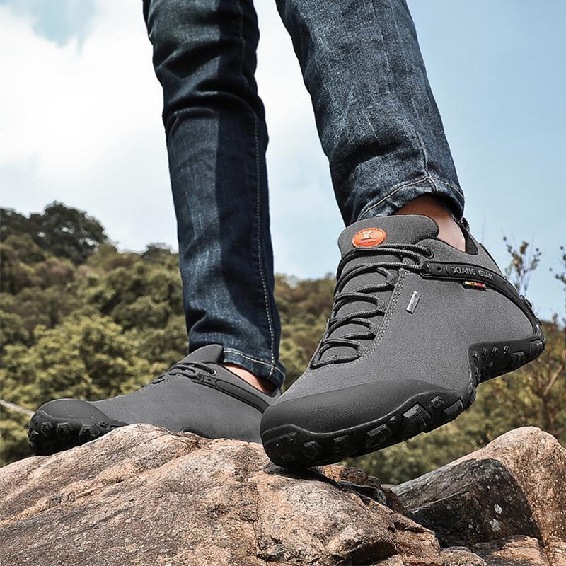 Xiang Guan Man Outdoor Hiking Shoes Slip Resistant Windproof Hiking Sneaker-XIANGGUAN Official Store-N81285 man black-6.5-Bargain Bait Box